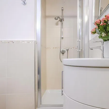 La Piazzetta In Centro La Spezia