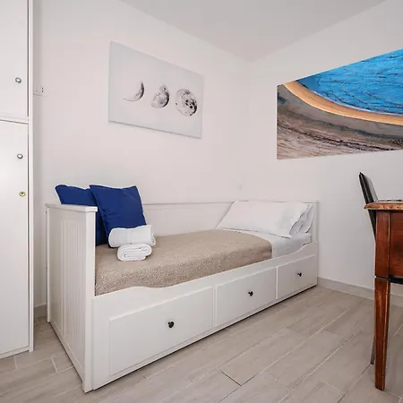 Apartamento La Piazzetta In Centro *